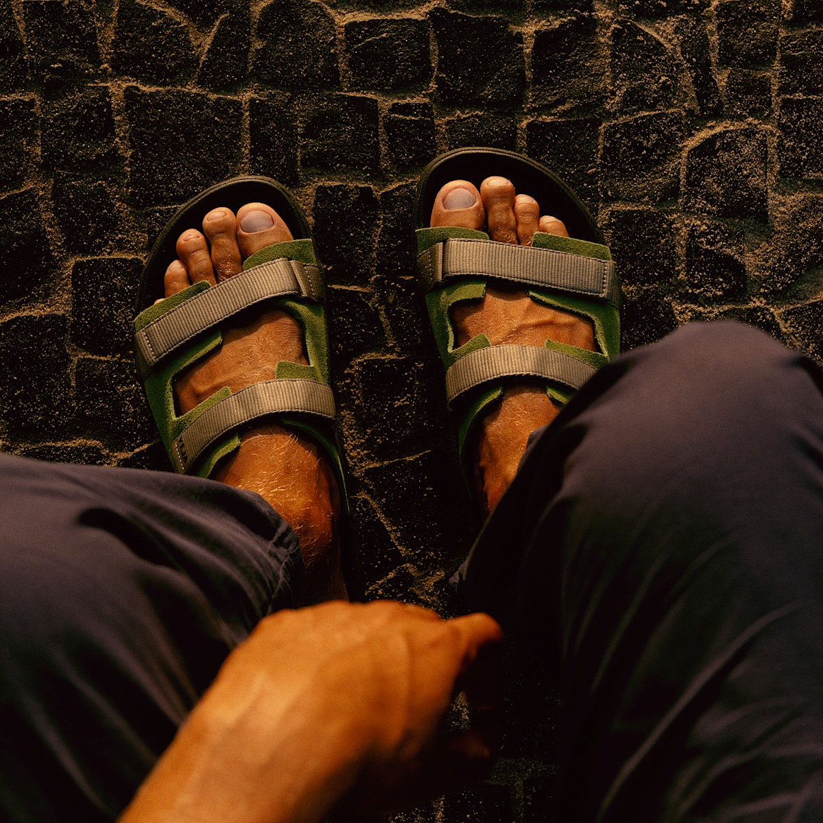 ARPOADOR SUEDE MILITAR KAKI BLACK - Image 6