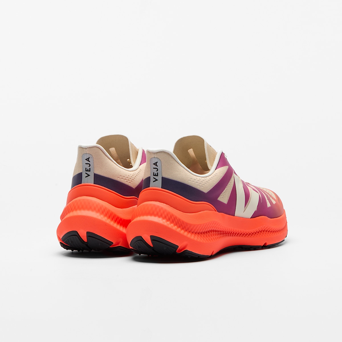 CONDOR 3 ADVANCED ENGINEERED-MESH GRADIENT ORANGE FLUO - Image 3