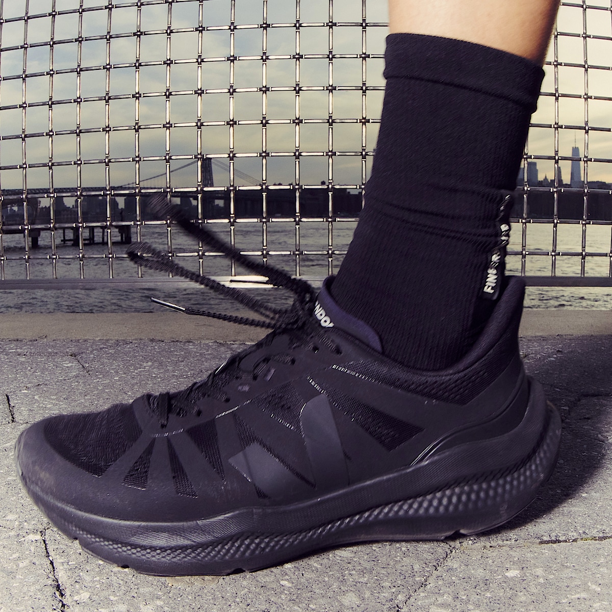 CONDOR 3 ENGINEERED-MESH FULL BLACK - Image 4