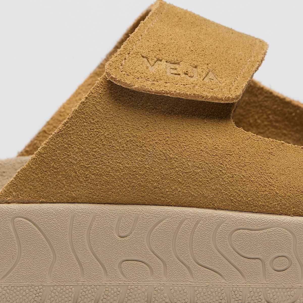 ETNA SUEDE OCRE ALMOND - Image 3