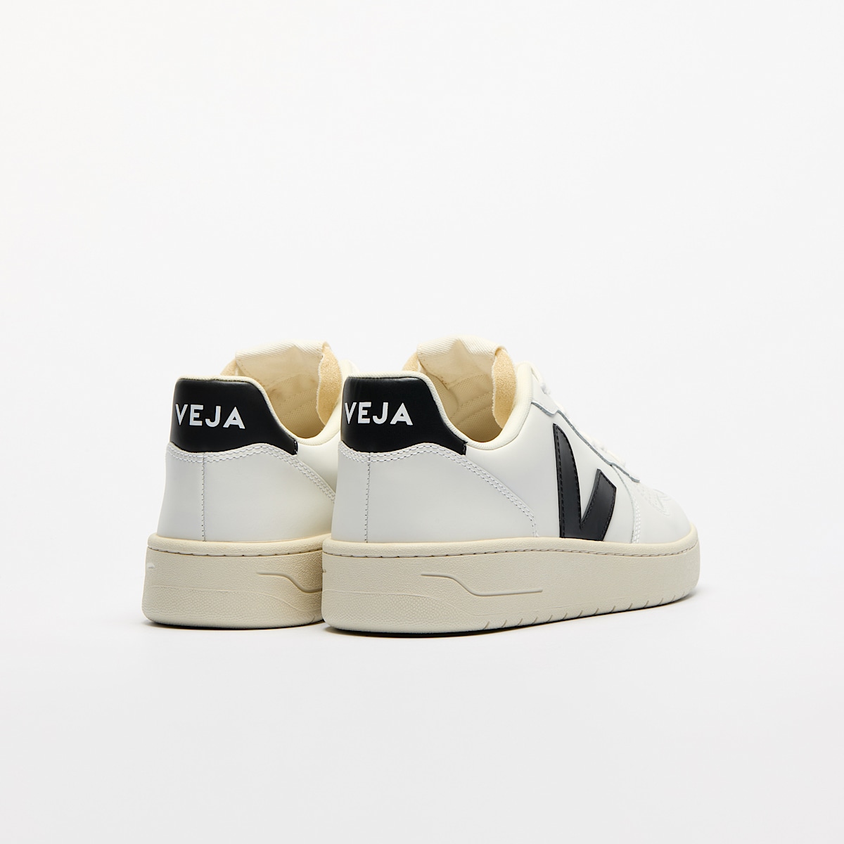 V-10 LEATHER WHITE BLACK - Image 3