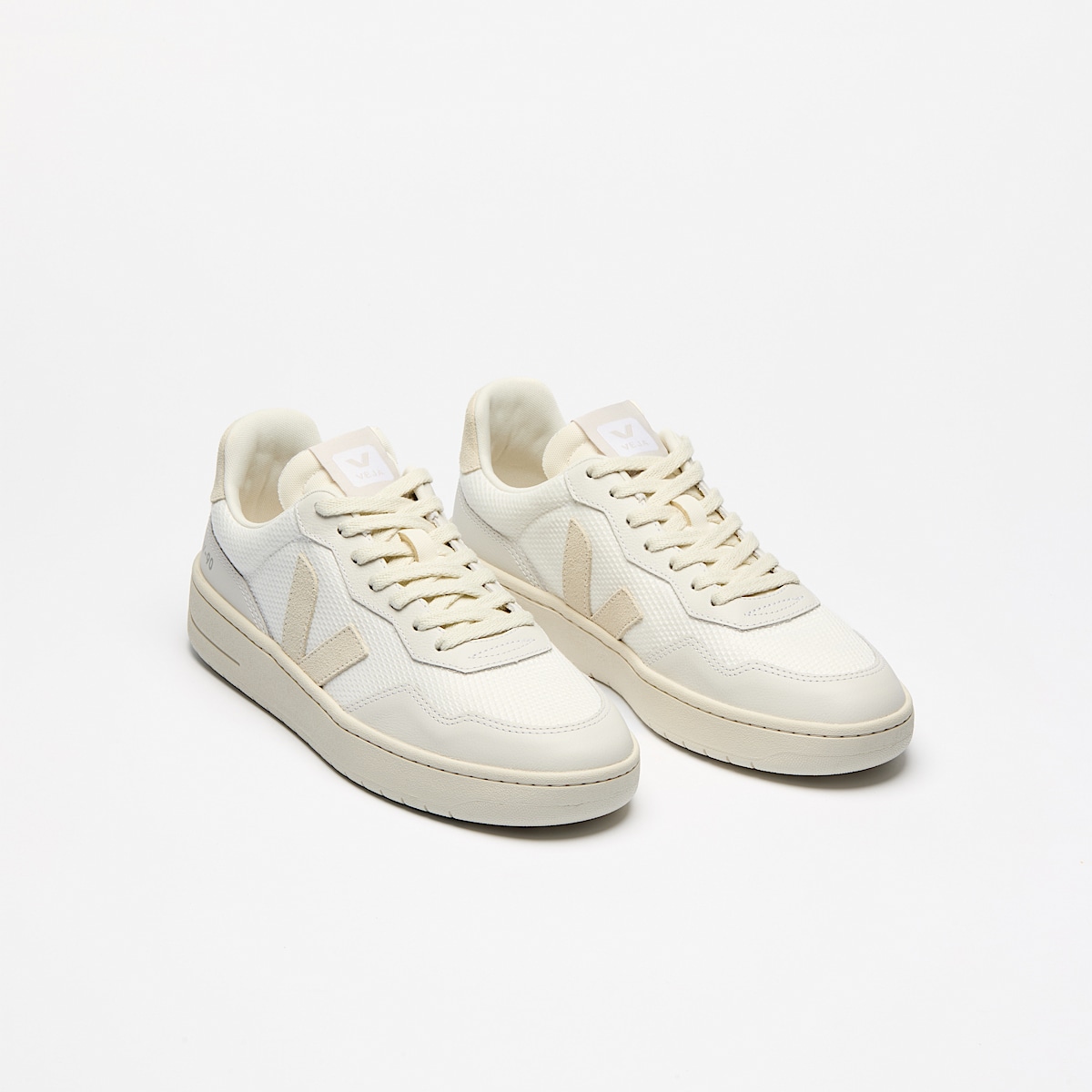 V-90 B-MESH WHITE PIERRE - Image 2