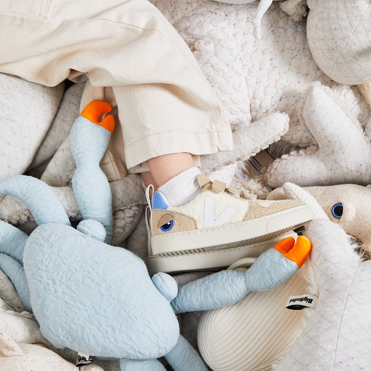 V-10 FLEECE VEJA X BIGSTUFFED PURE WHITE - Image 4
