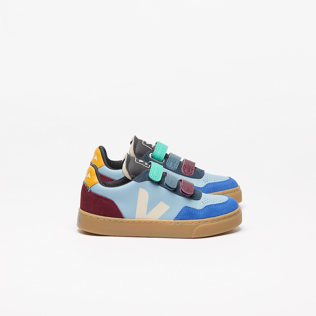 V-90 LEATHER VEJA X MILK STEEL PIERRE