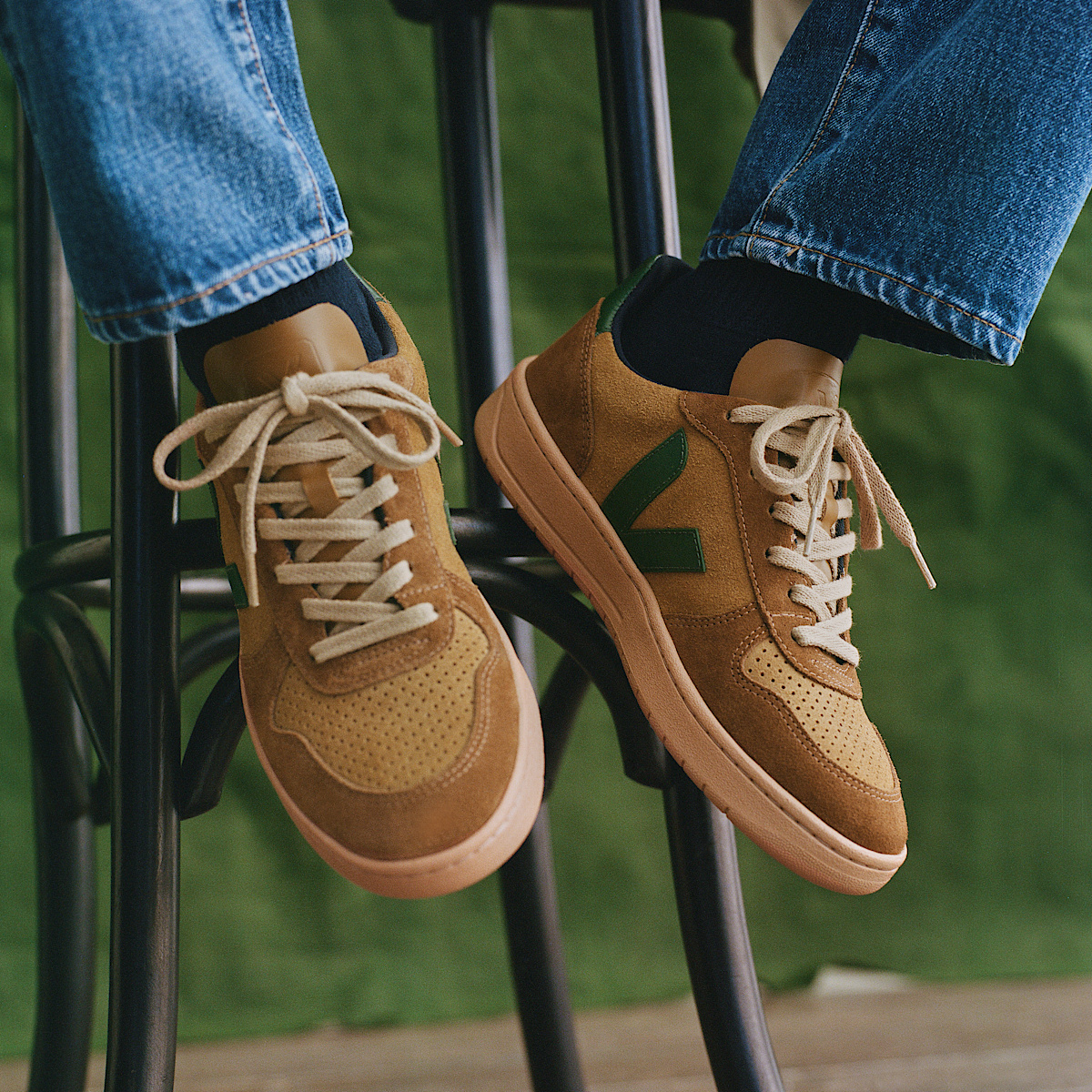 V-10 SUEDE CAMEL CYPRUS MULTICO - Image 4