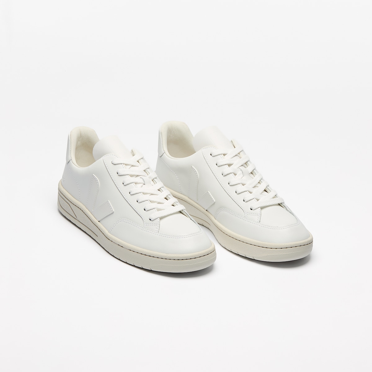 V-12 LEATHER WHITE - Image 2