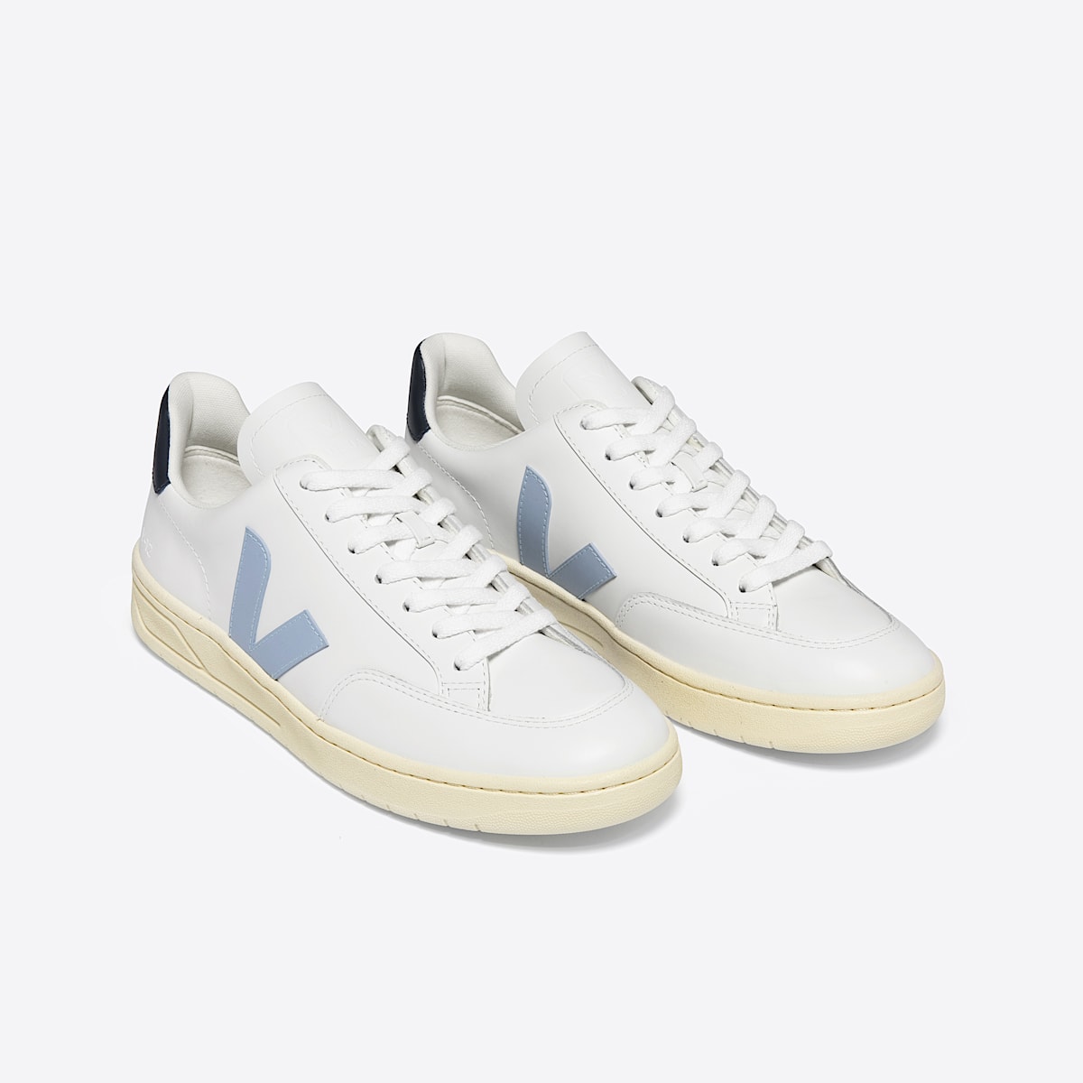 V-12 LEATHER WHITE STEEL NAUTICO - Image 2