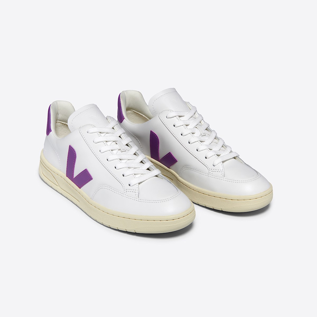 V-12 LEATHER WHITE COSMOS - Image 2