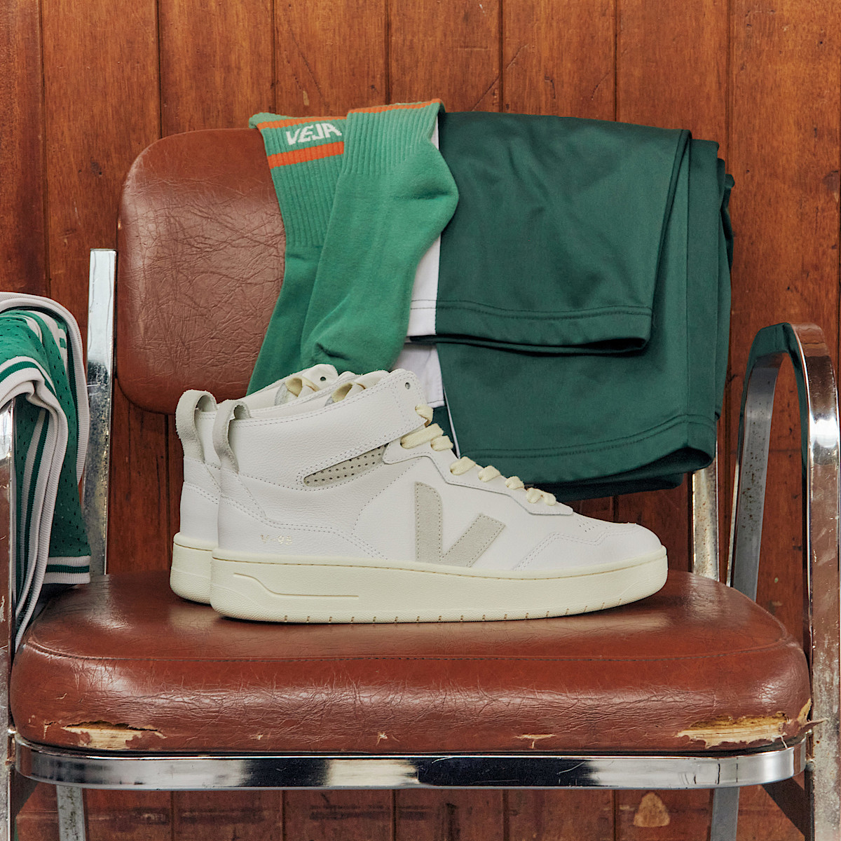 V-95 LEATHER WHITE NATURAL - Image 4